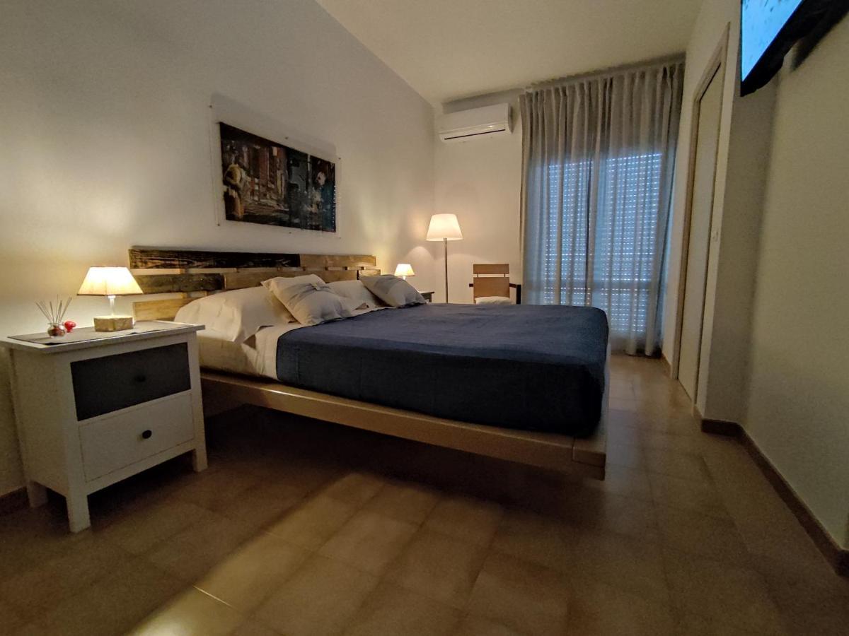 Civico10 Polignano Hotel โปลีญาโนอามาเร ภายนอก รูปภาพ